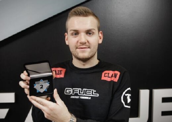 2024最新报告：加密货币持有者转化为病理性赌客的概率比普通投资者高出3.5倍。（2024年研究表明：持有加密货币者成为病理性赌徒的风险较普通投资者高3.5倍）